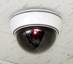 Überwachungskamera Attrappe Sehr realistisch mit Blink-LED.