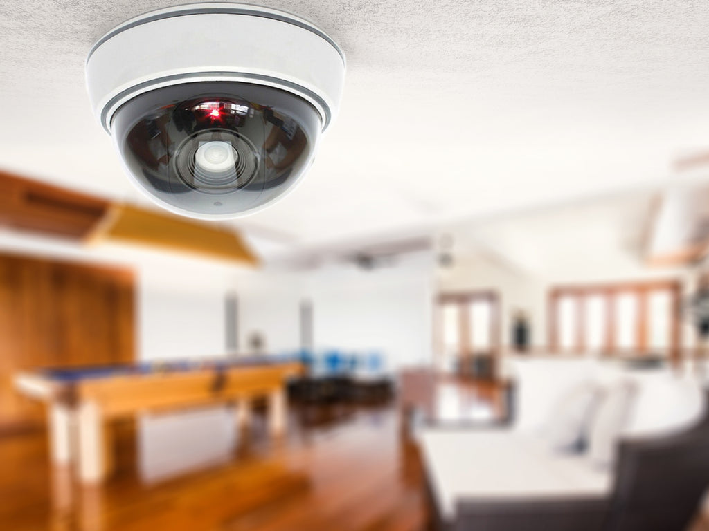 Überwachungskamera Attrappe Sehr realistisch mit Blink-LED.